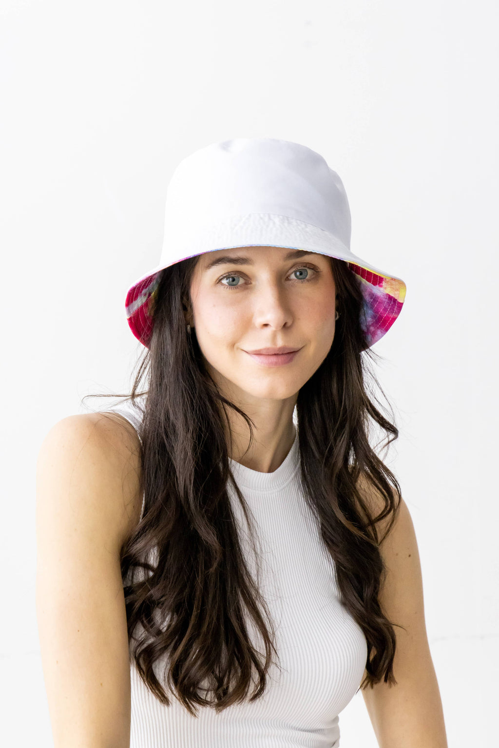 Tie-dye Print / Solid Reversible Bucket Hat
