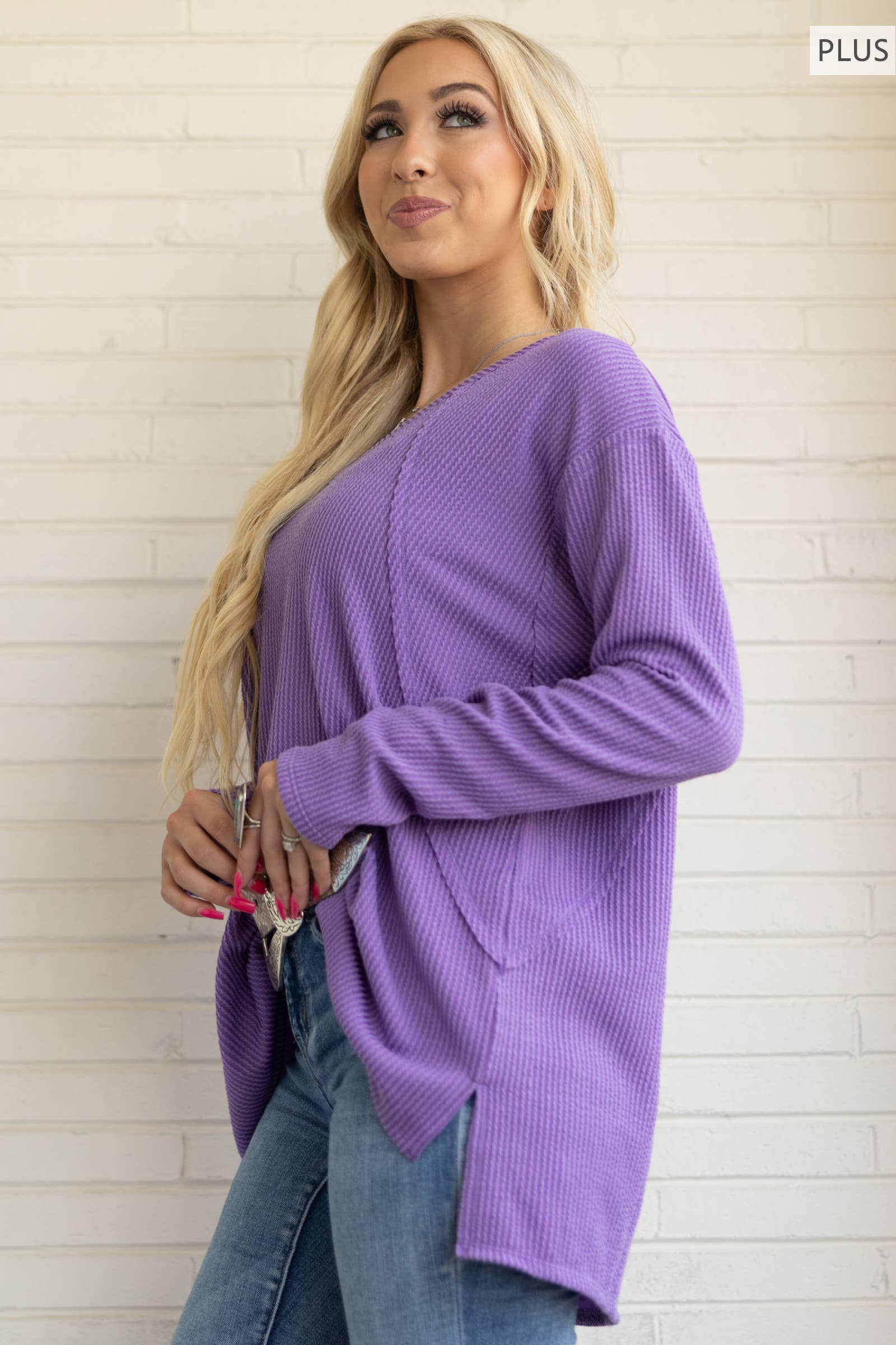 PLUS SIZE Curly Rib V Neck Long Sleeve Top