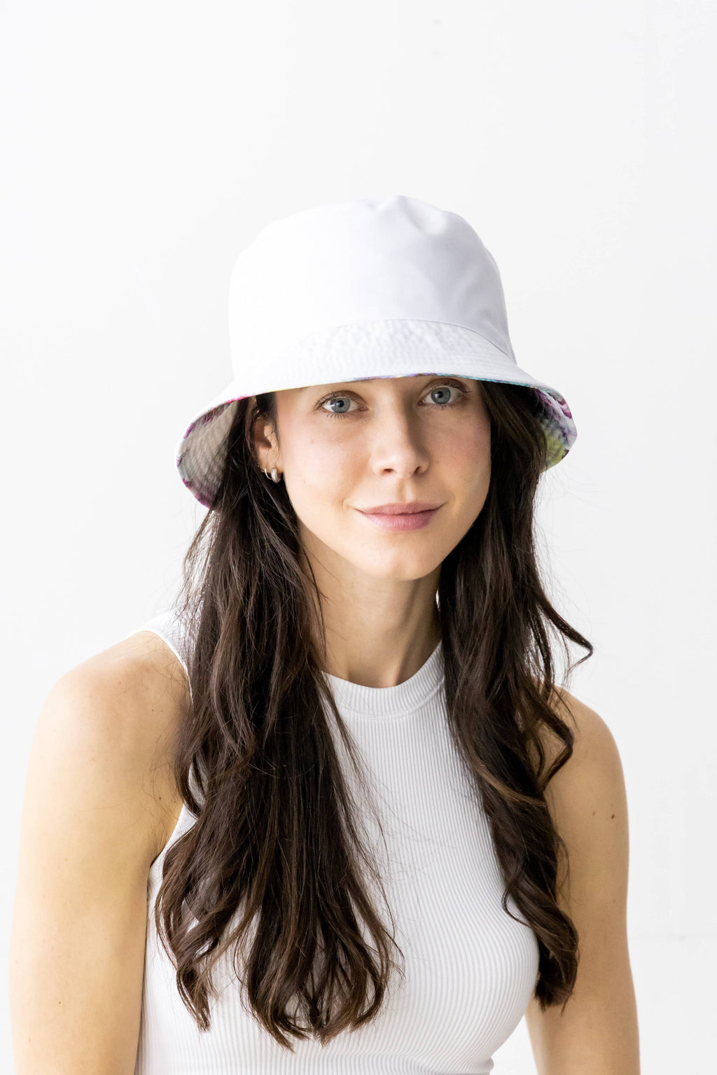 Tie-dye Print / Solid Reversible Bucket Hat