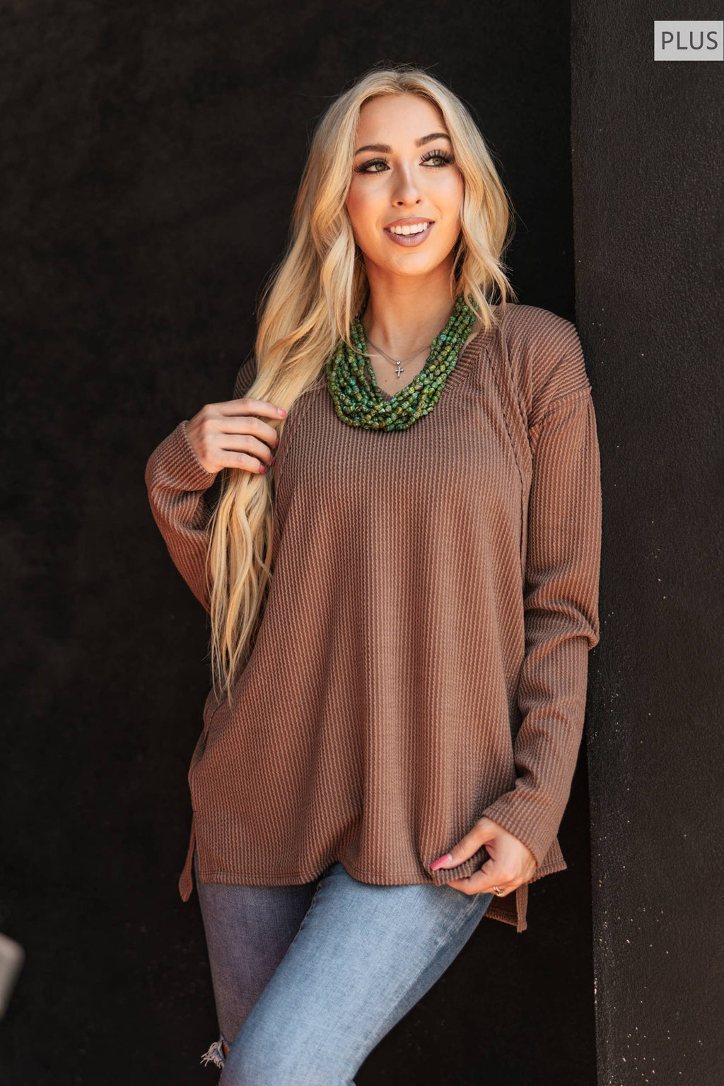 PLUS SIZE Curly Rib V Neck Long Sleeve Top