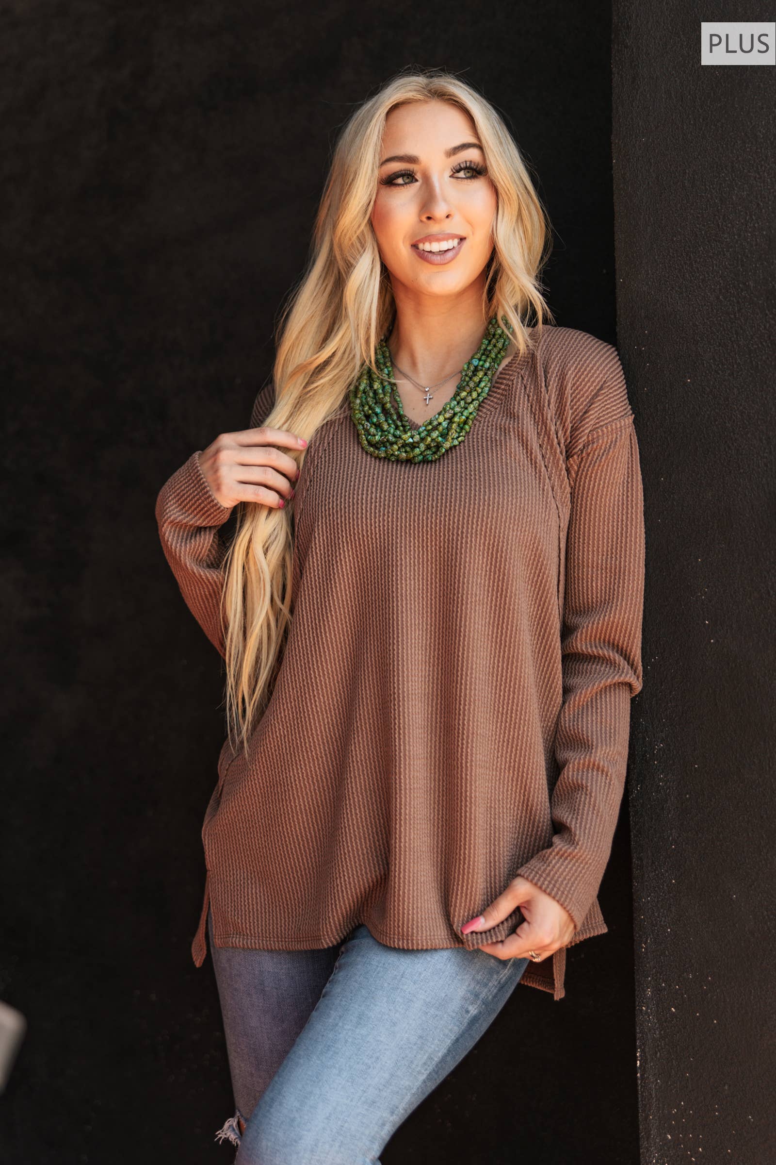 PLUS SIZE Curly Rib V Neck Long Sleeve Top