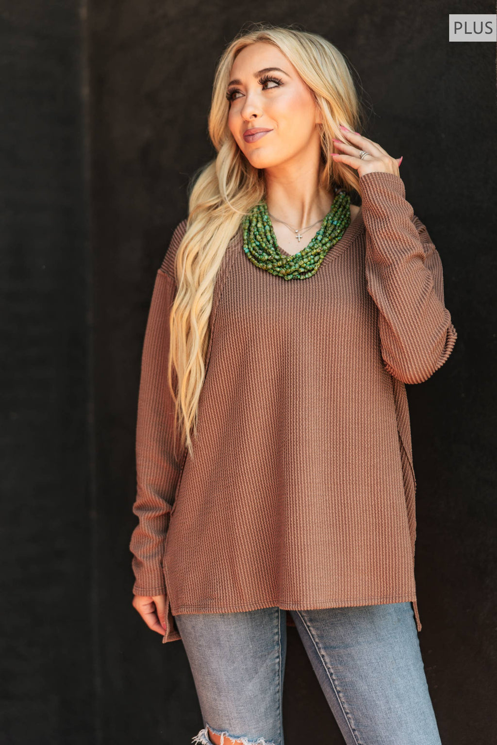 PLUS SIZE Curly Rib V Neck Long Sleeve Top