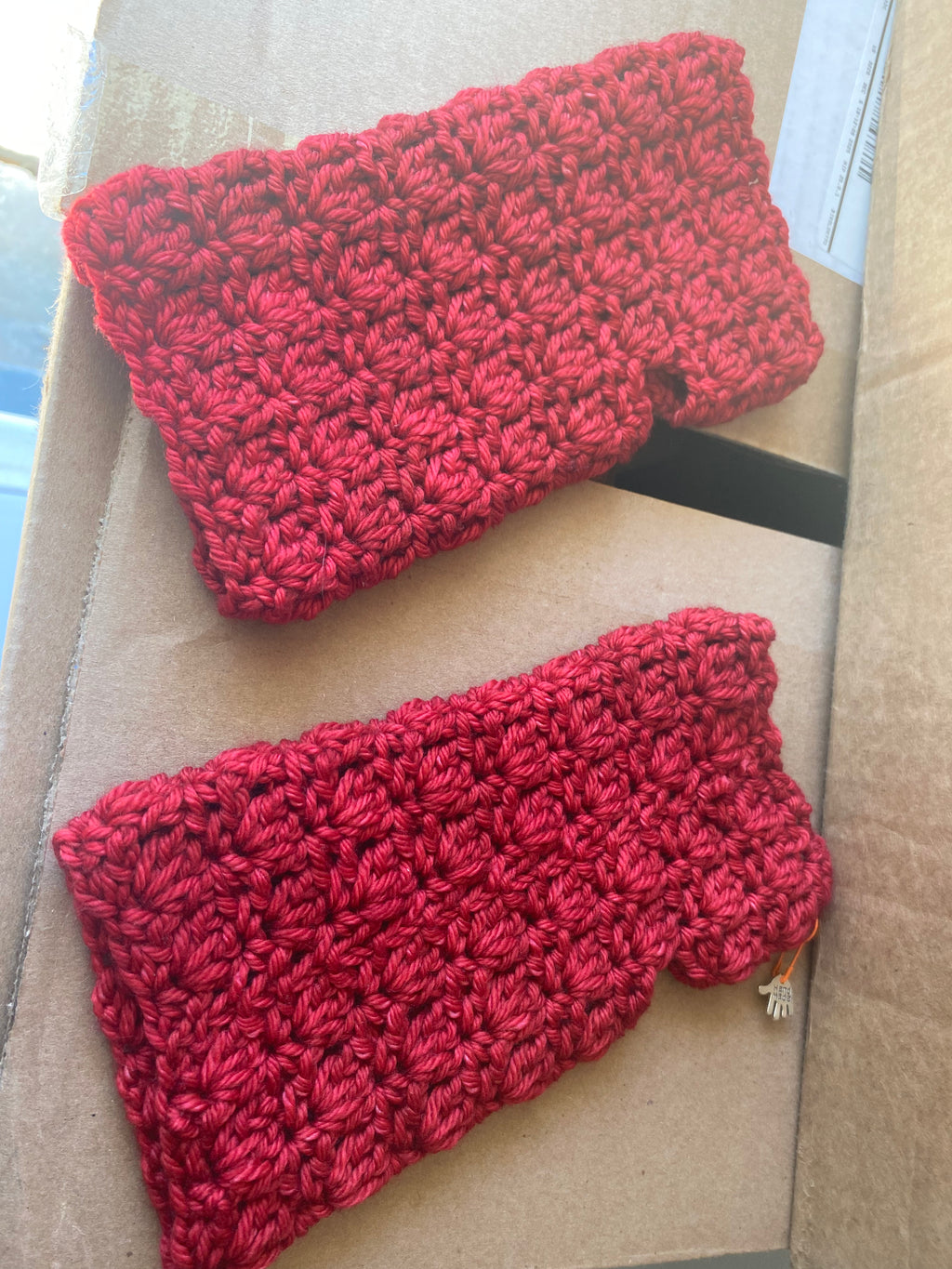 Hand warmer red