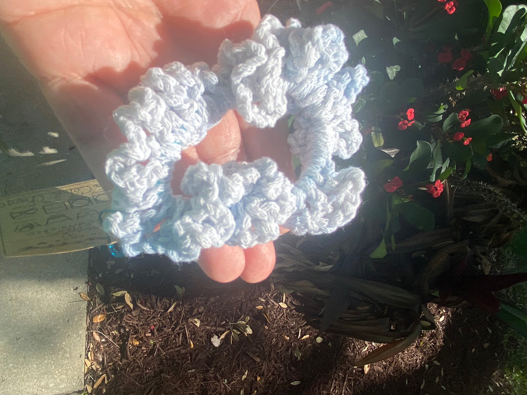 color changing scrunchie blue