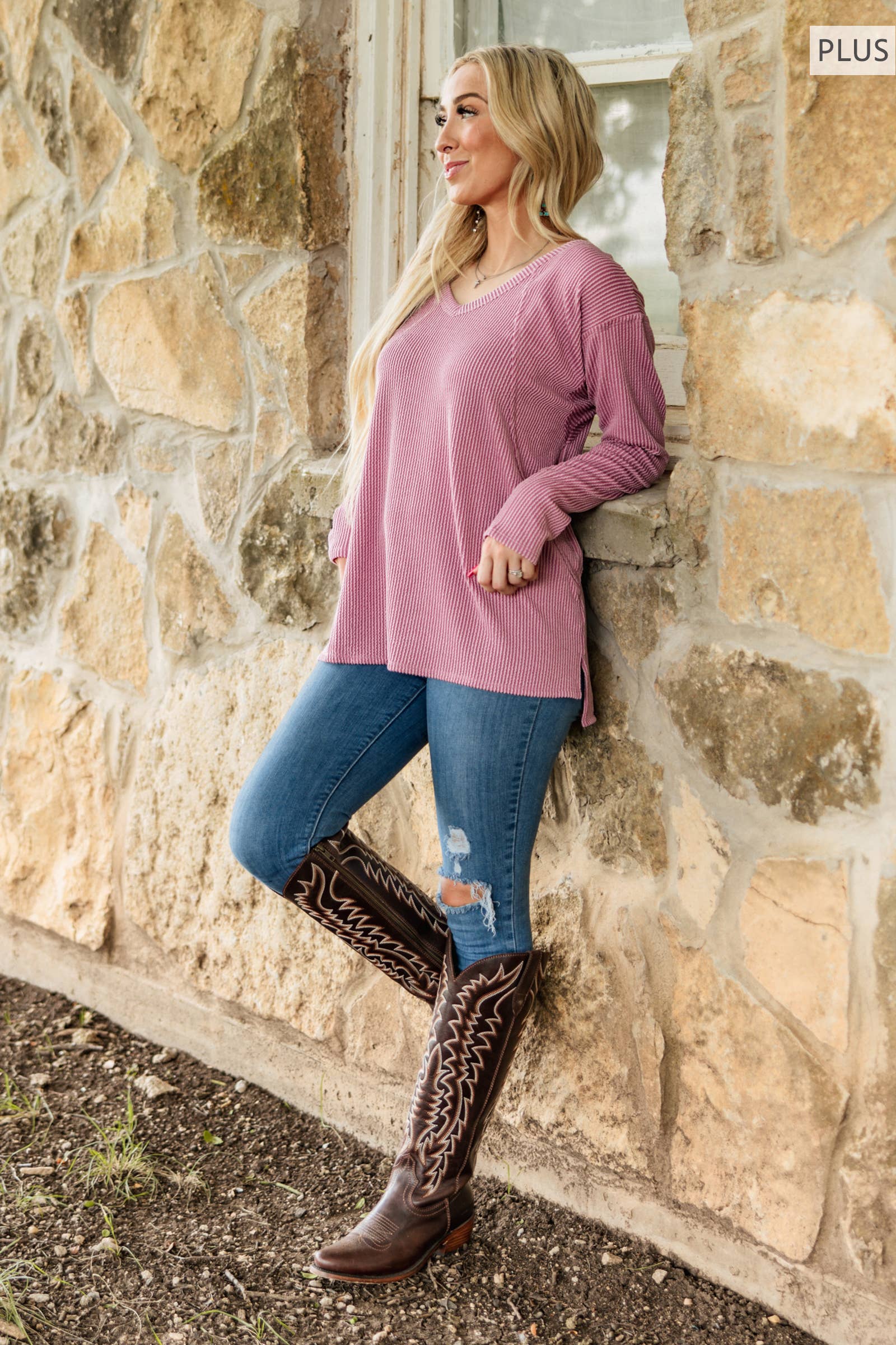 PLUS SIZE Curly Rib V Neck Long Sleeve Top
