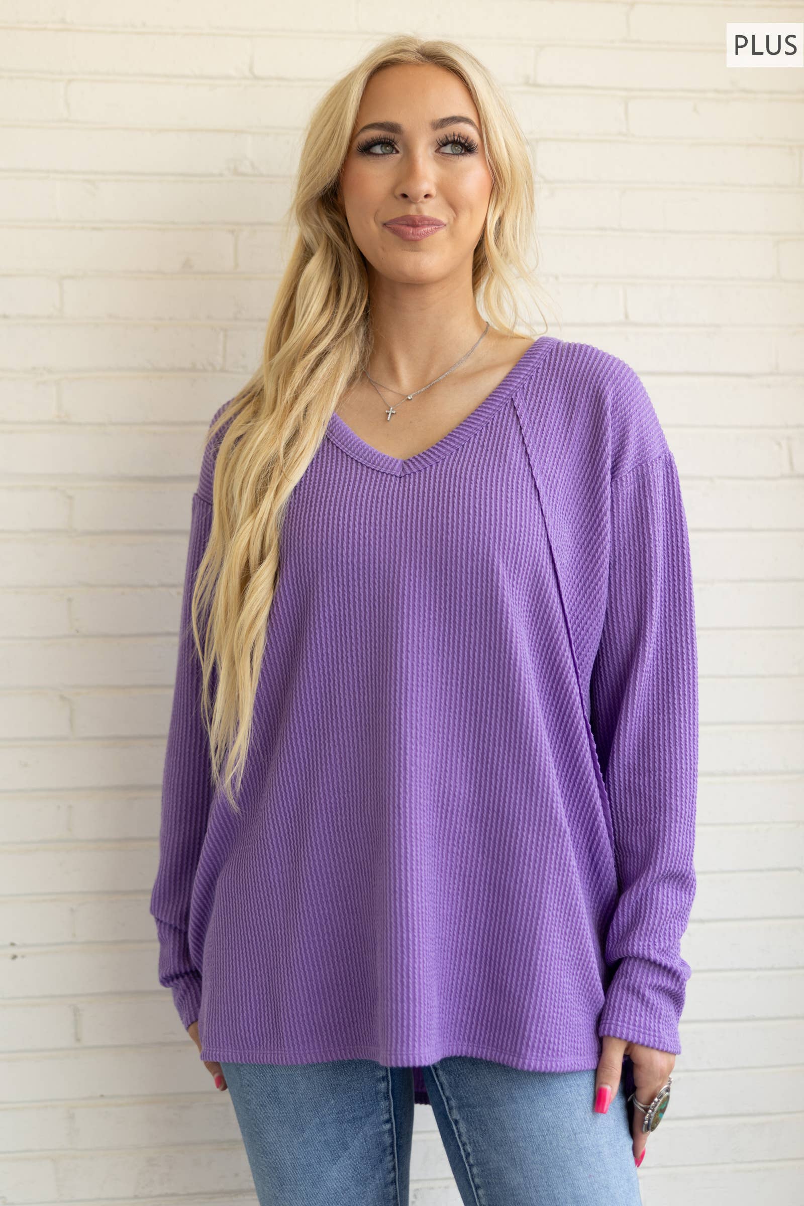 PLUS SIZE Curly Rib V Neck Long Sleeve Top