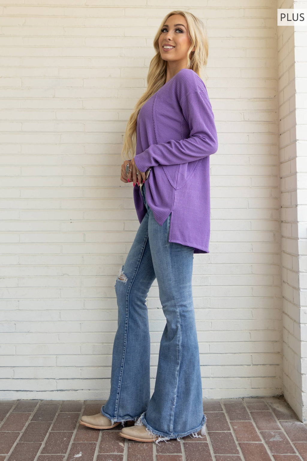 PLUS SIZE Curly Rib V Neck Long Sleeve Top
