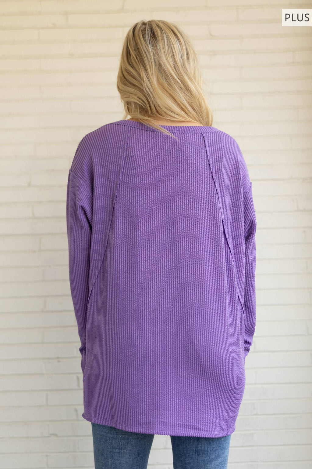 PLUS SIZE Curly Rib V Neck Long Sleeve Top