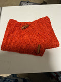 Scarf with buttons